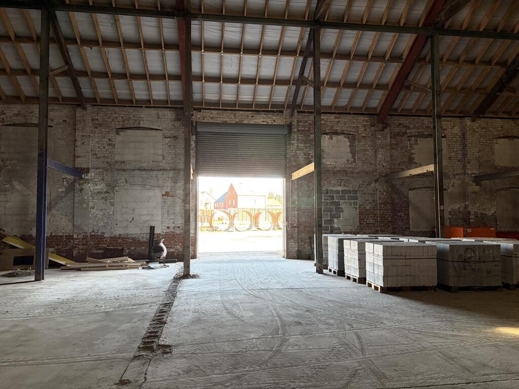 Photo 12