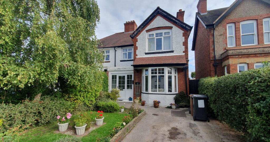 Main image of property: 278 Beacon Street, Lichfield, Staffordshire, WS13 7BH