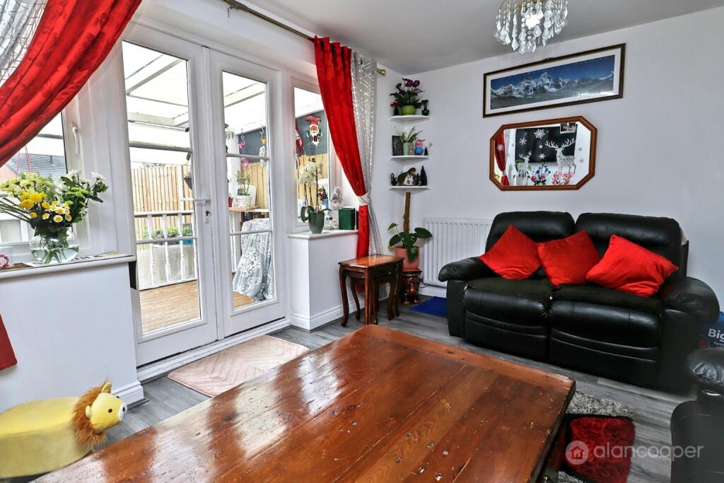 Hornbeam Close, Nuneaton, CV10 9FD photo 3
