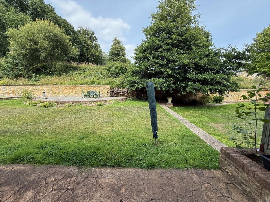 Additional image 10 of Lake Mews, Barwick Park, Yeovil, Somerset, BA22 9TB