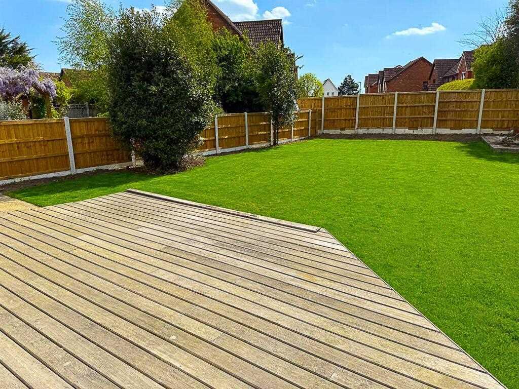 Thorpe Road, Frinton on Sea photo 4