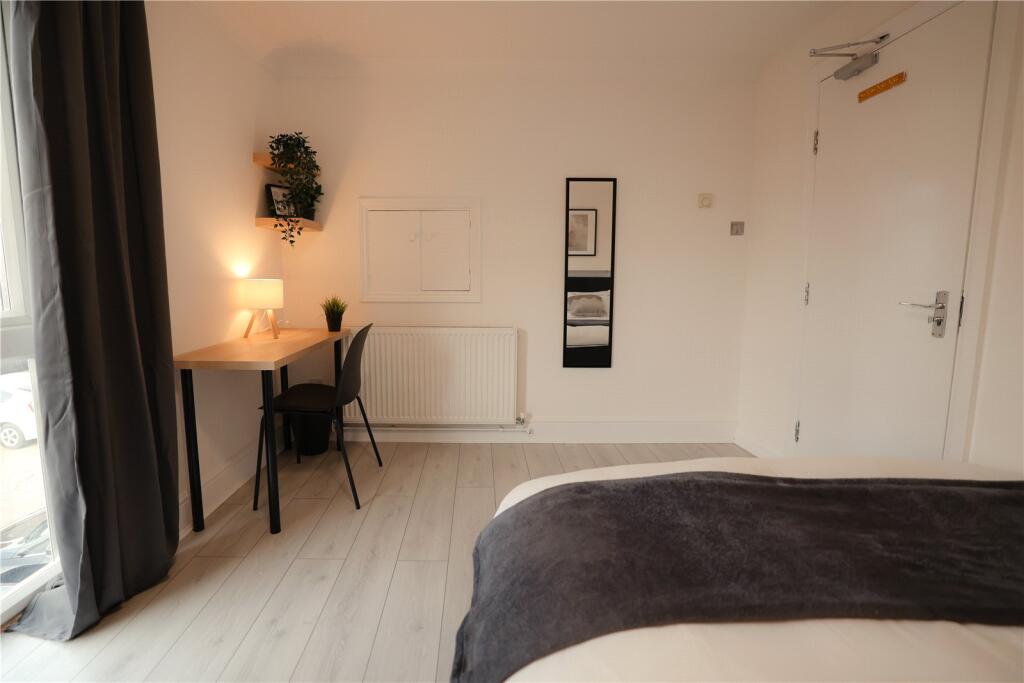 House in Slough, Langley - View 4