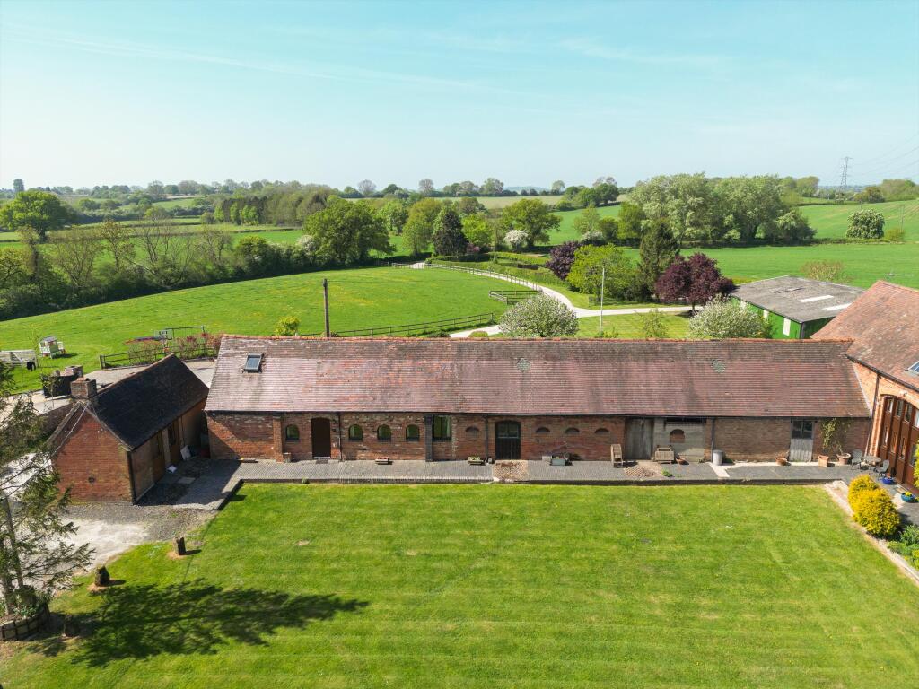 Main image of property: Irelands Lane, Henley-in-Arden, Warwickshire, B95