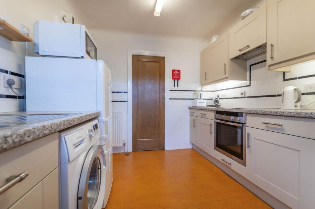 Apartment in Norwich, Norfolk - View 5