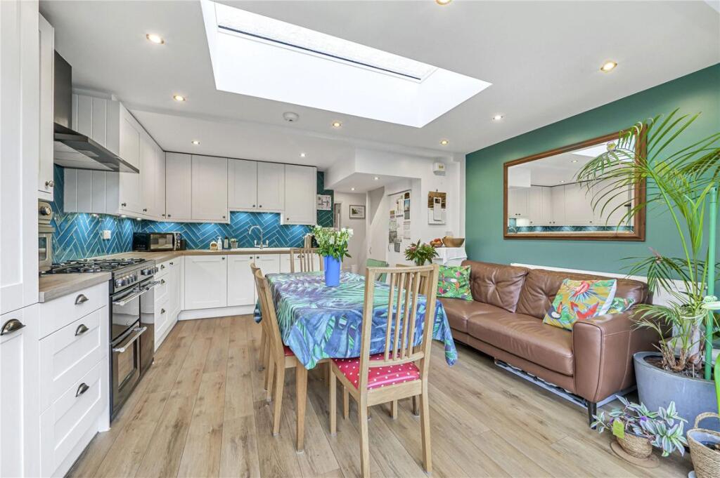Ronver Road, London - View 3