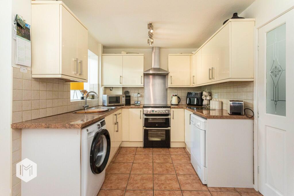 House in Bolton, Brownlow Fold, Halliwell - View 4
