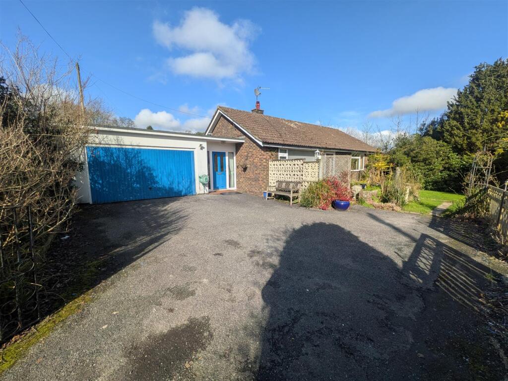 Main image of property: Plovers Barrows, Buxted, Uckfield TN22 4JP