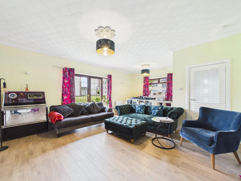 Raploch Street, Larkhall - View 4