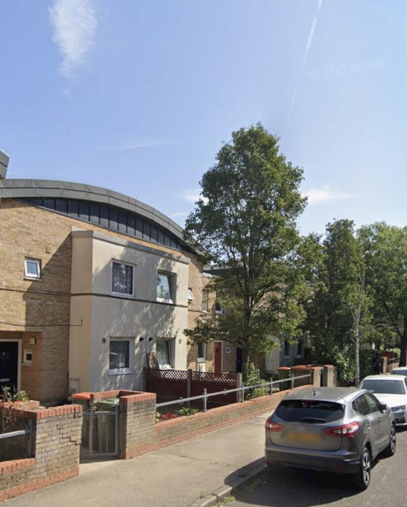 Main image of property: Shamrock Court, Hampton Road, London