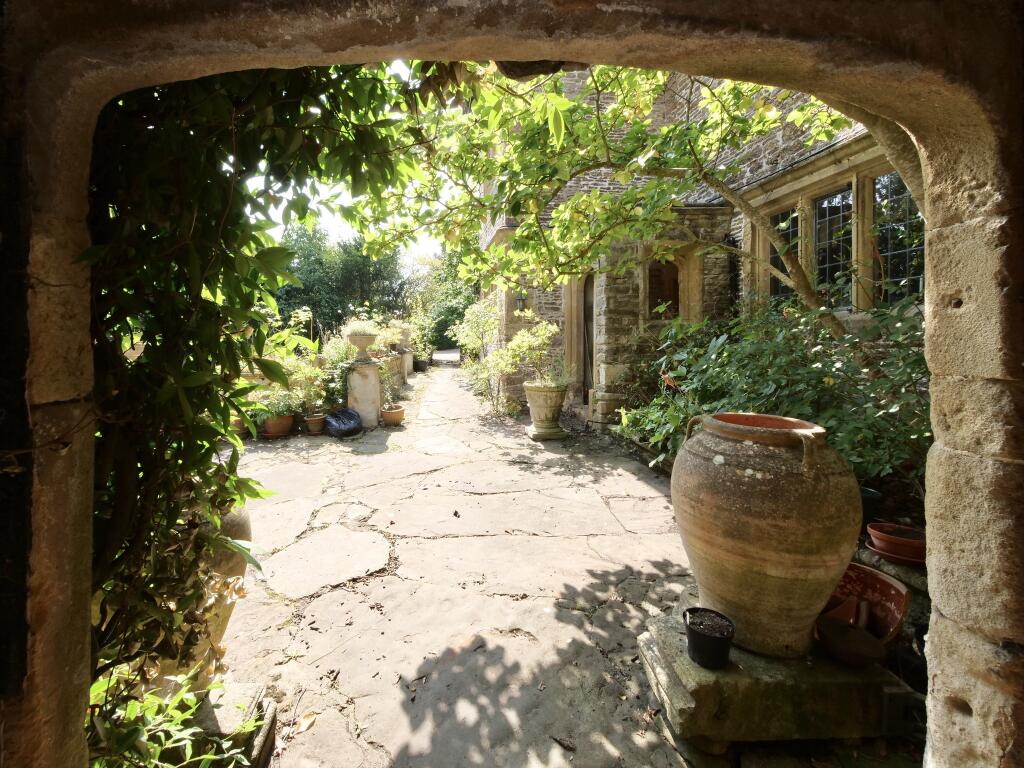 Additional image 28 of Manor House, Templecombe - No Onward Chain