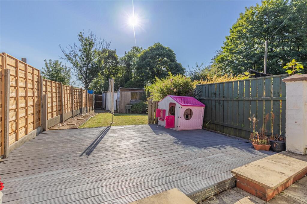 Fraser Street, Shaw, Oldham, Greater Manchester, OL2 photo 2