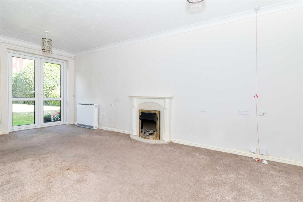 Mill Road, Worthing photo 4