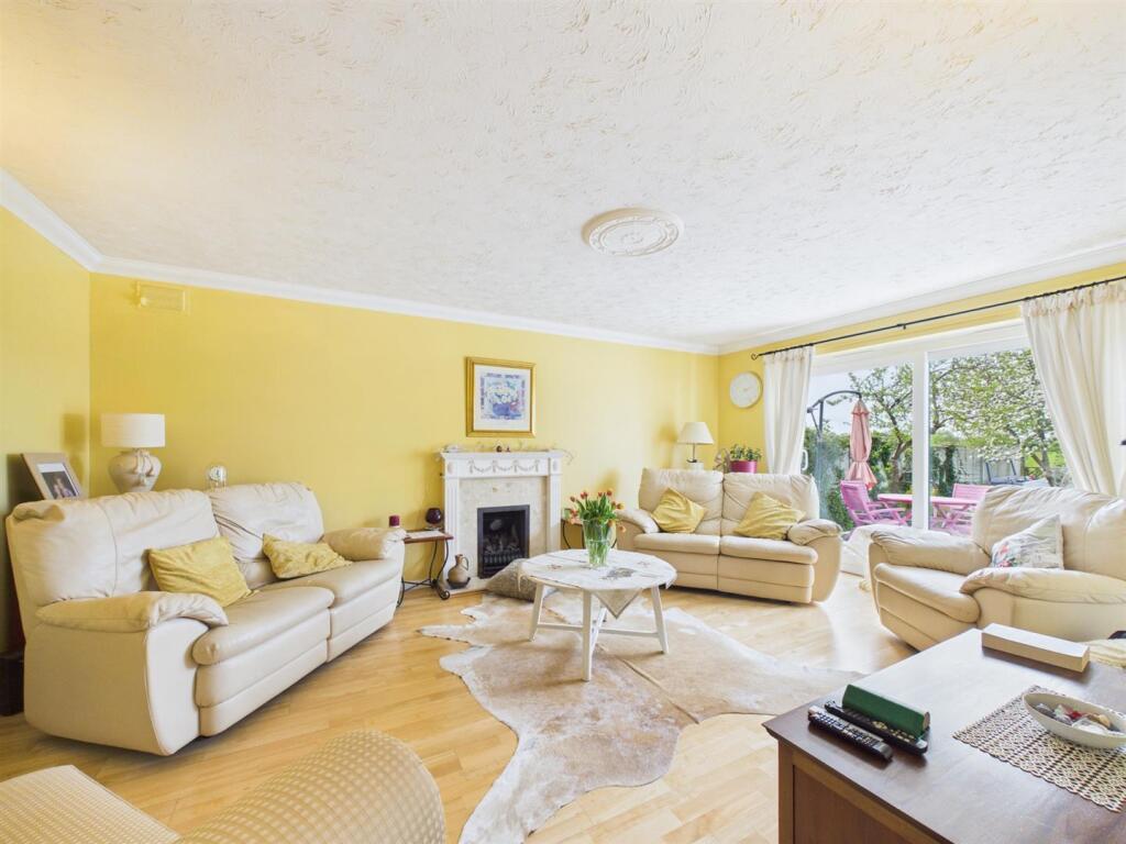 House in Hemel Hempstead, Watermead - View 4