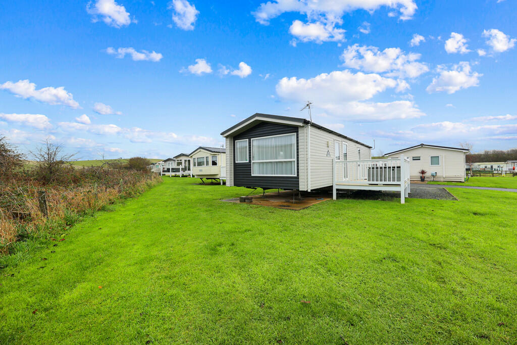 2-bed caravan on Turnberry Holiday Park, Girvan, Ayrshire, £40,000