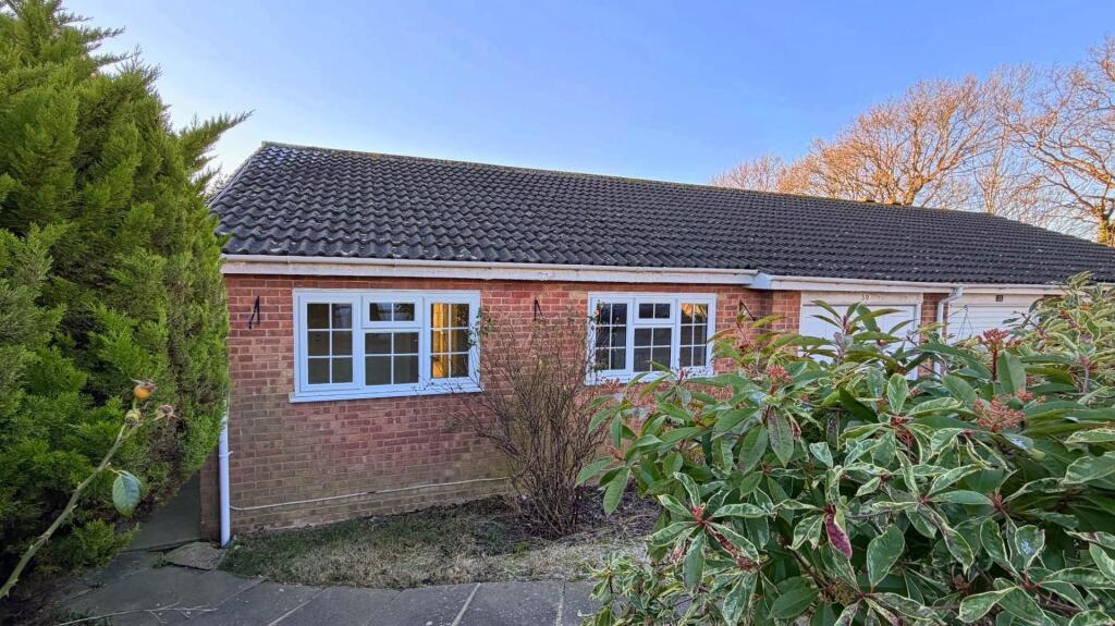 House in Eastbourne, Friday Street - More