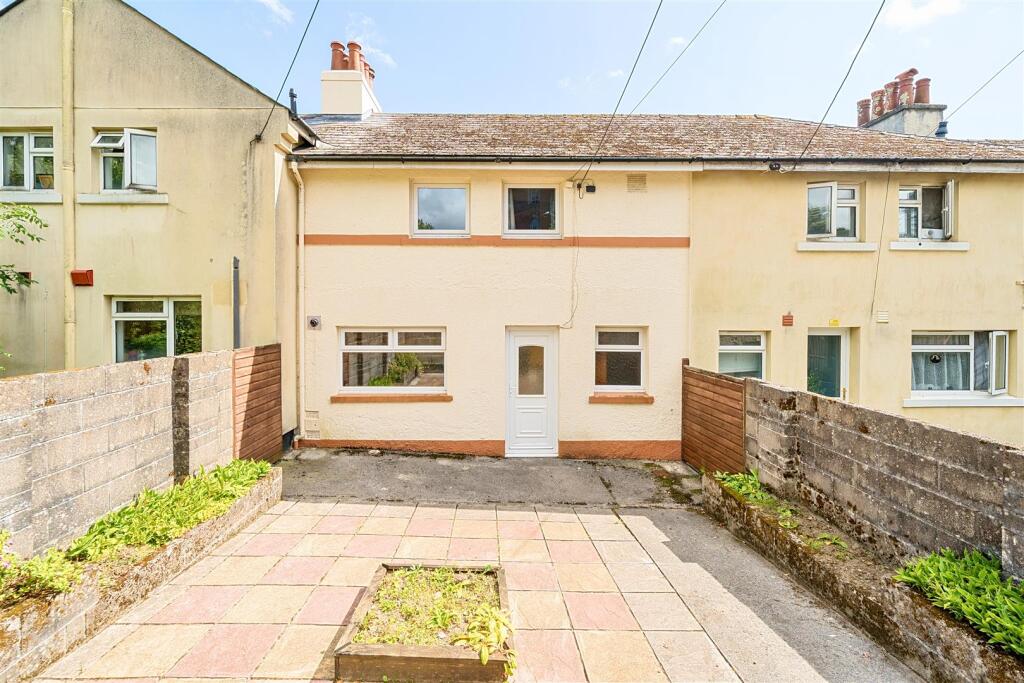 Main image of property: Mill Meadow, Ivybridge