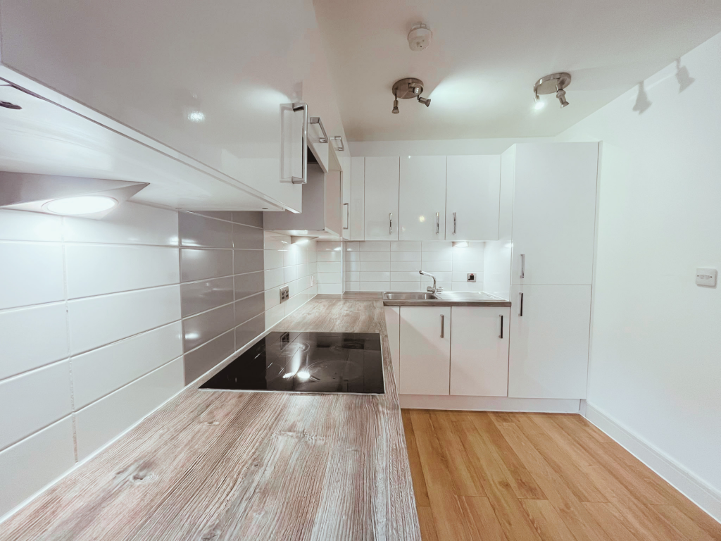 Apartment in Liverpool - View 4