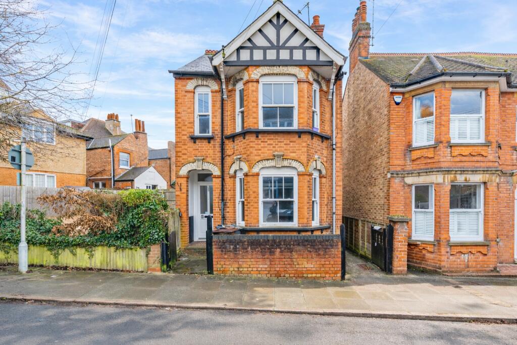 Main image of property: Upton Avenue, St. Albans, Hertfordshire, AL3