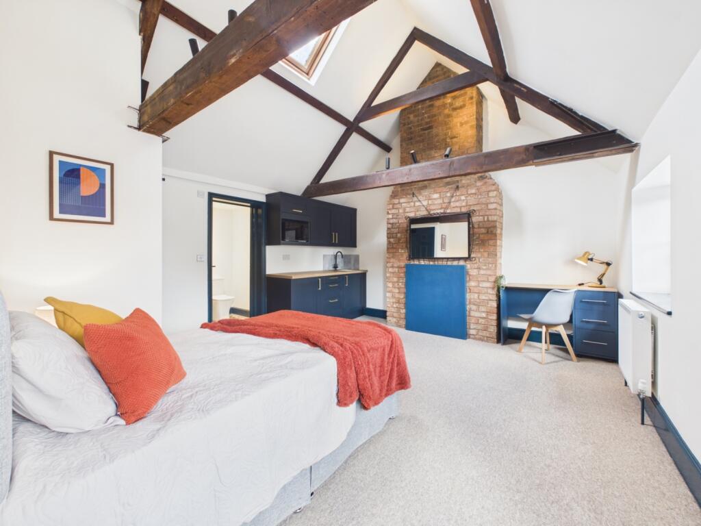 Main image of property: London Road, Gloucester, Gloucestershire, GL1