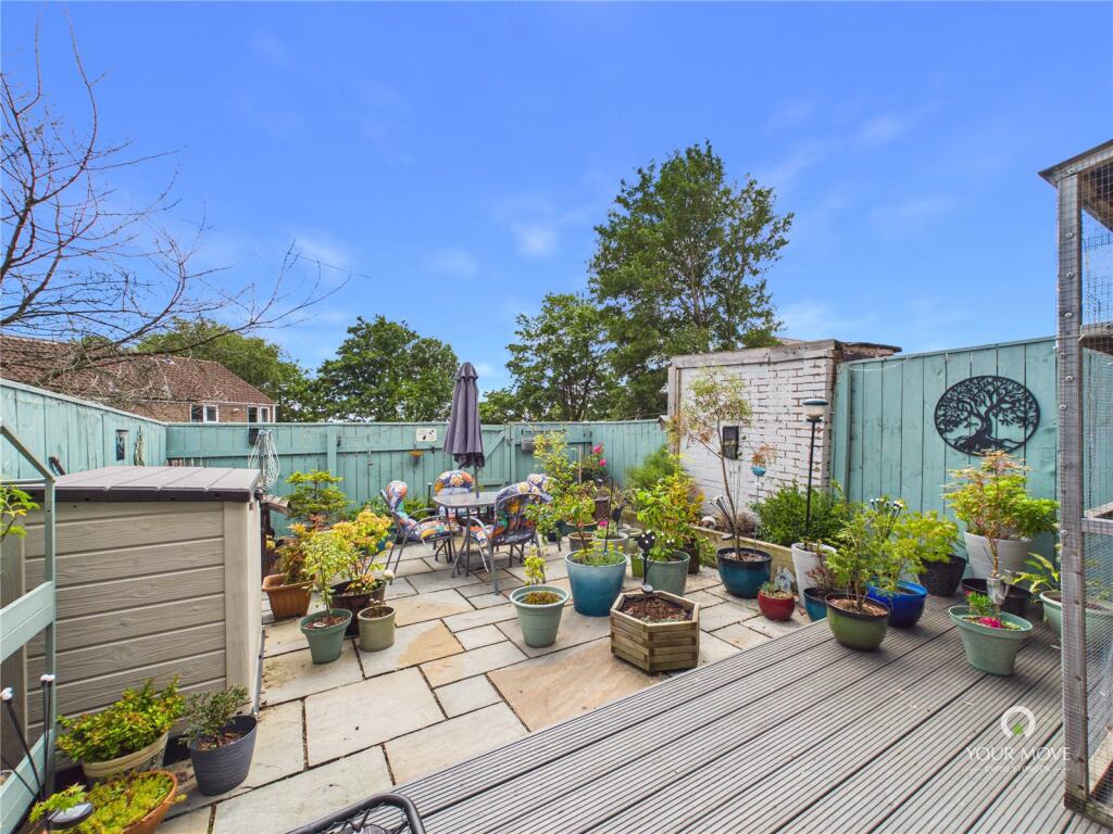 Pembridge, Oxclose, Washington, NE38 - More