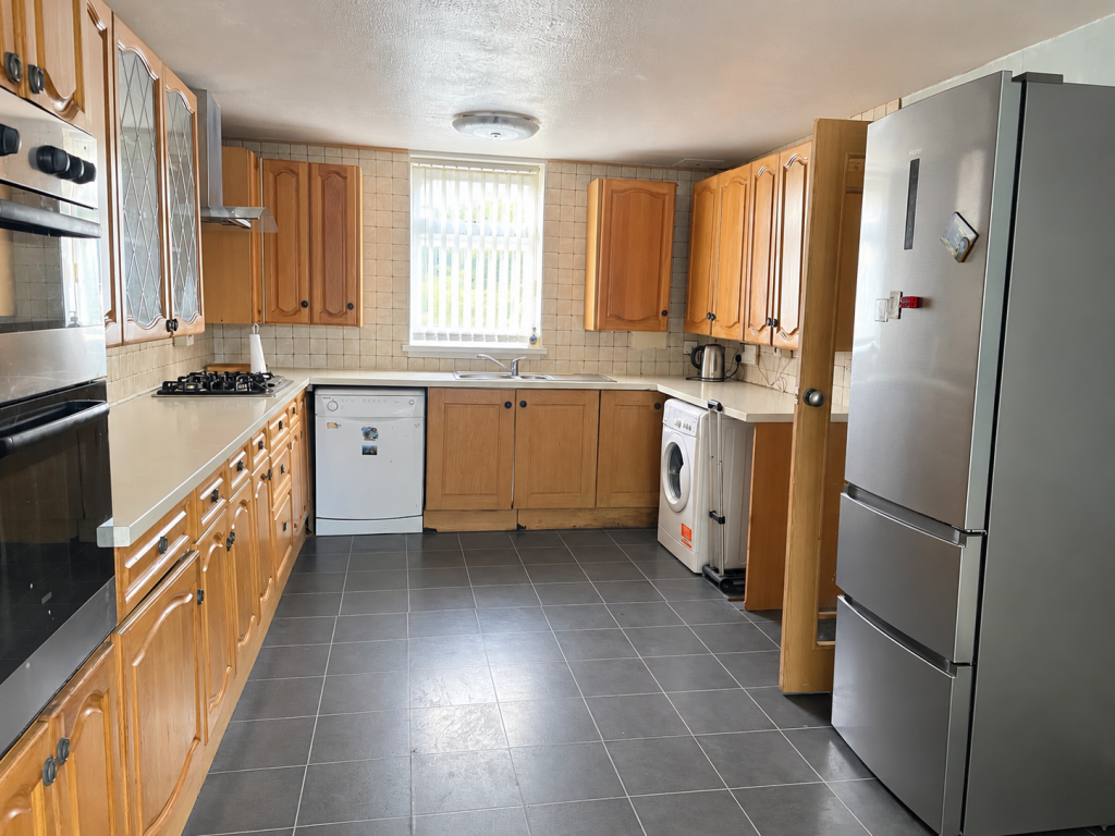 Badger Close, Palacefields Runcorn, WA7 photo 4