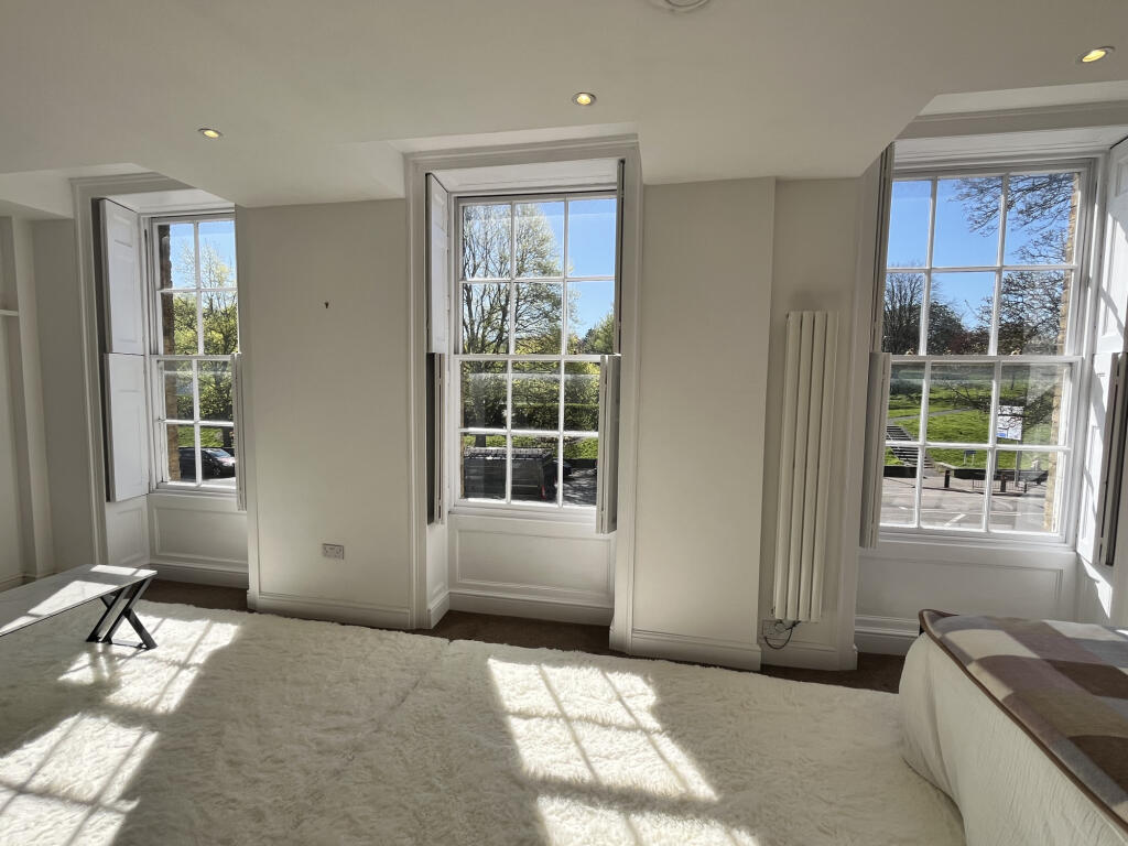 Main image of property: New Road, Rochester, Kent, ME1