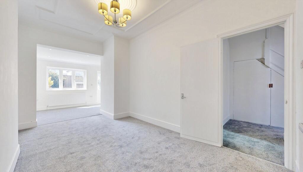 House in Ilford - View 4