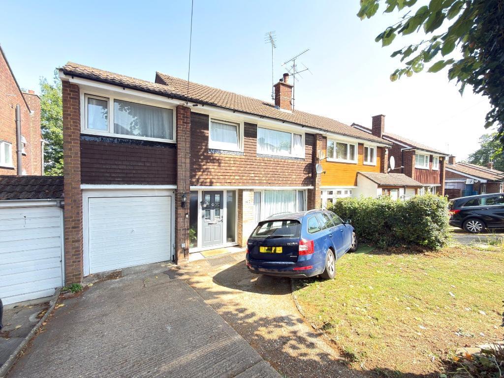 Main image of property: Lime Avenue, L&D Borders, Luton, Bedfordshire, LU4 0EF