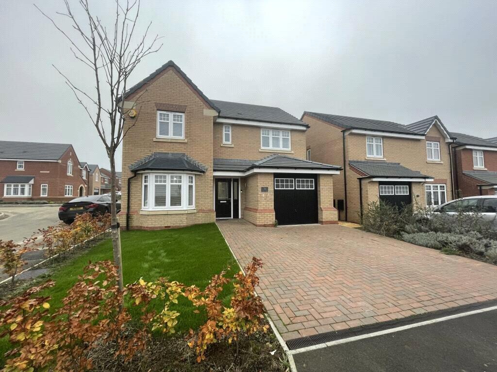 4-bed detached on Cottonwood Road, Stanton Hill, Sutton-in-Ashfield, Nottinghamshire, NG17, £325,000