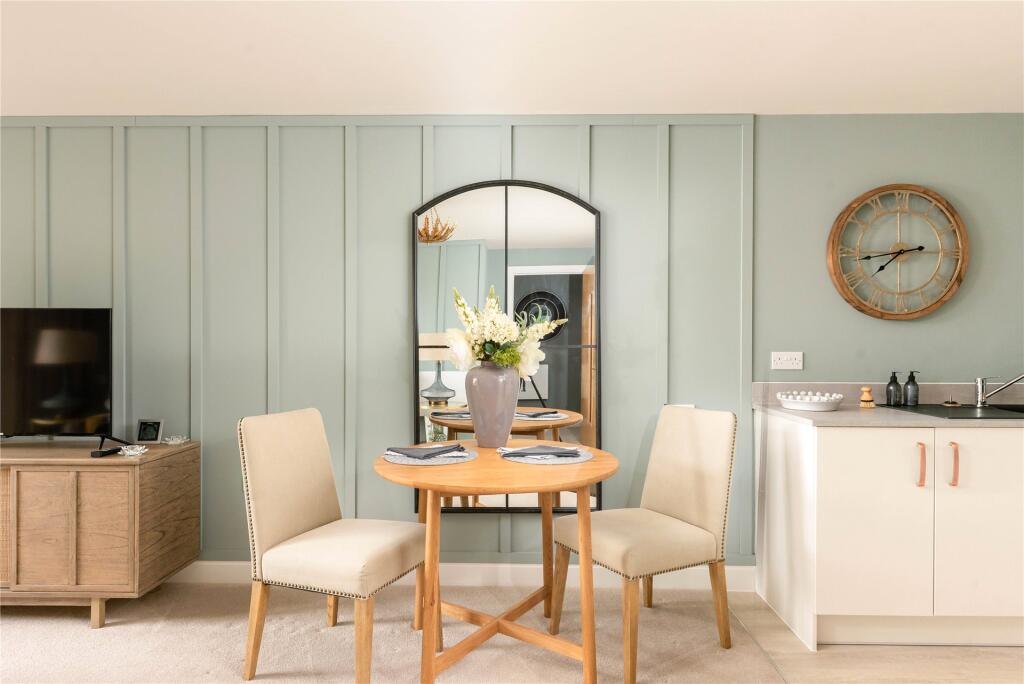 Apartment in Olney - More