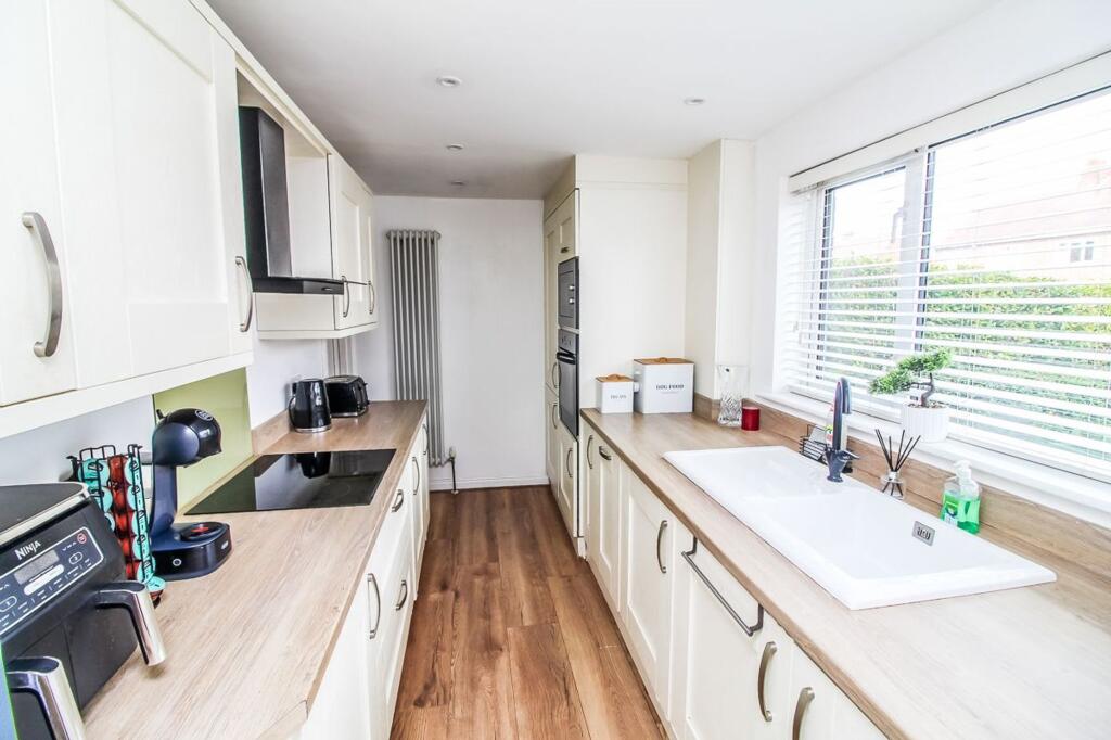 House in Sunderland, Albany - More