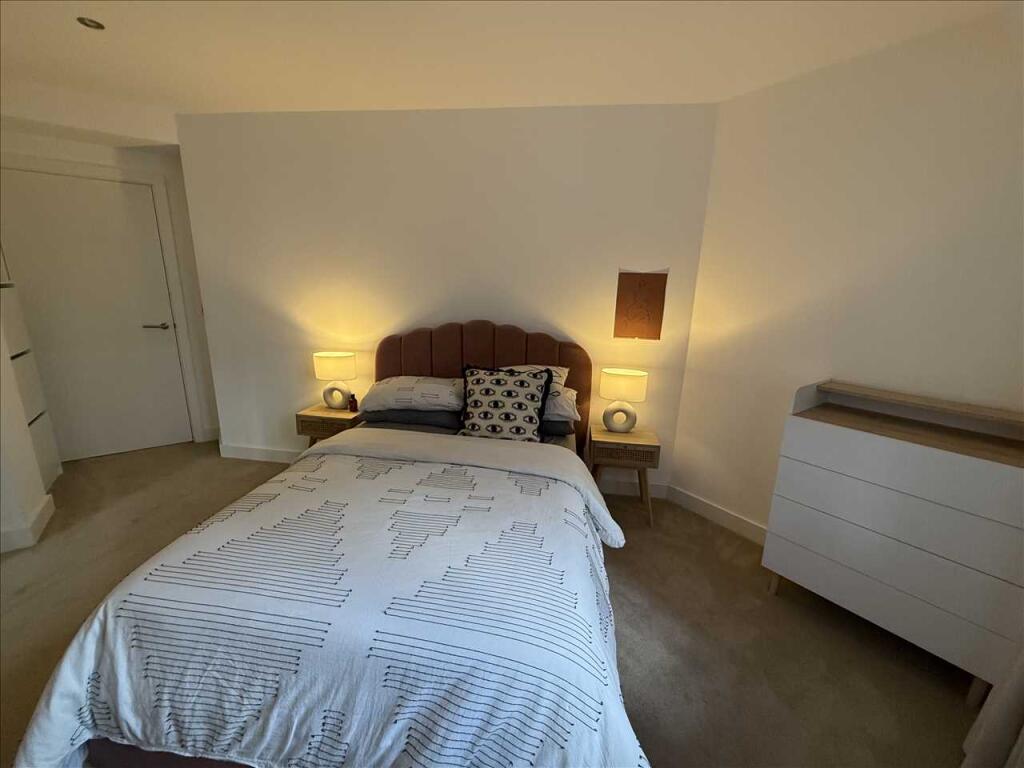 Additional image 13 of Broadoaks, Solihull