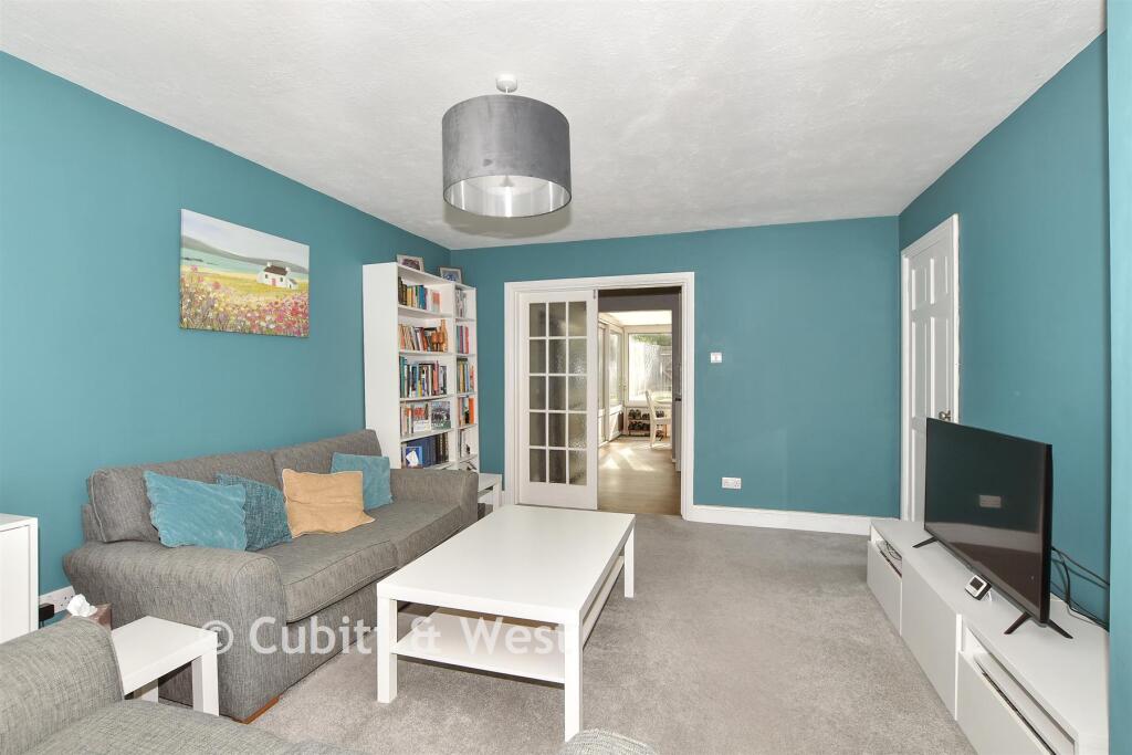 House in Henfield - View 4