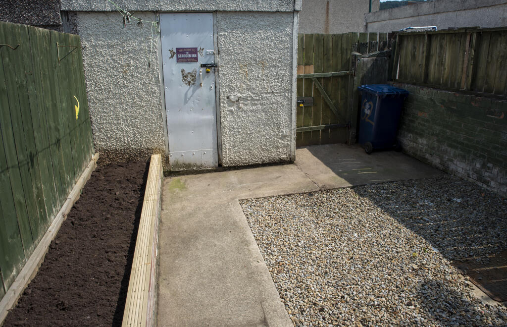 Oakley Walk, Middlesbrough, TS6 photo 3