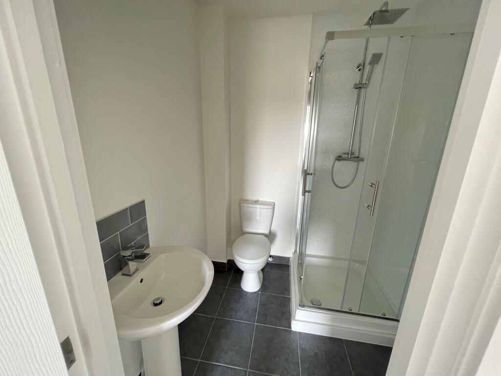 Apartment in Southampton - More