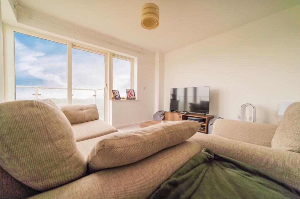 Apartment in Penarth, Vale of Glamorgan - View 4