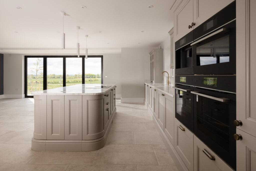 House in Scagglethorpe, North Yorkshire - More