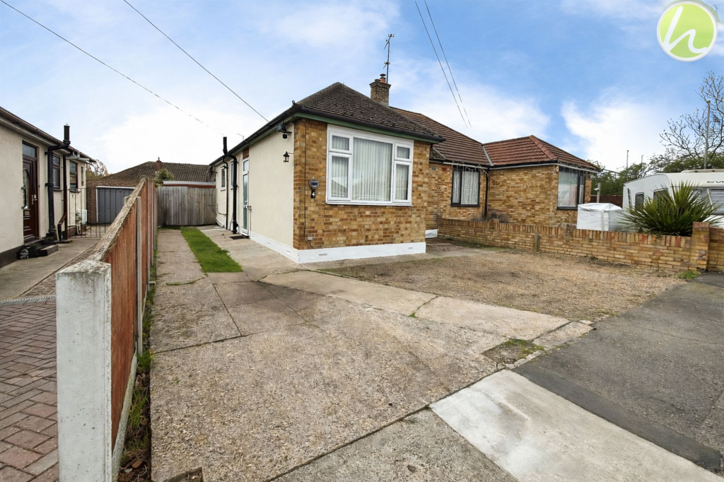 Main image of property: Rookery Close, Stanford-Le-Hope, SS17