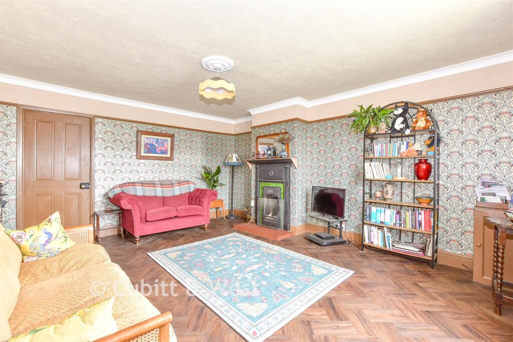 2-bed terraced on Somerset Road, East Preston, West Sussex, £325,000