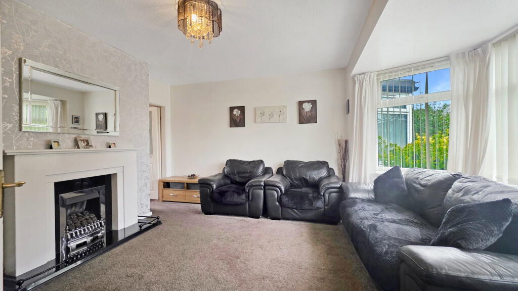 House in Salford, Greater Manchester - View 4