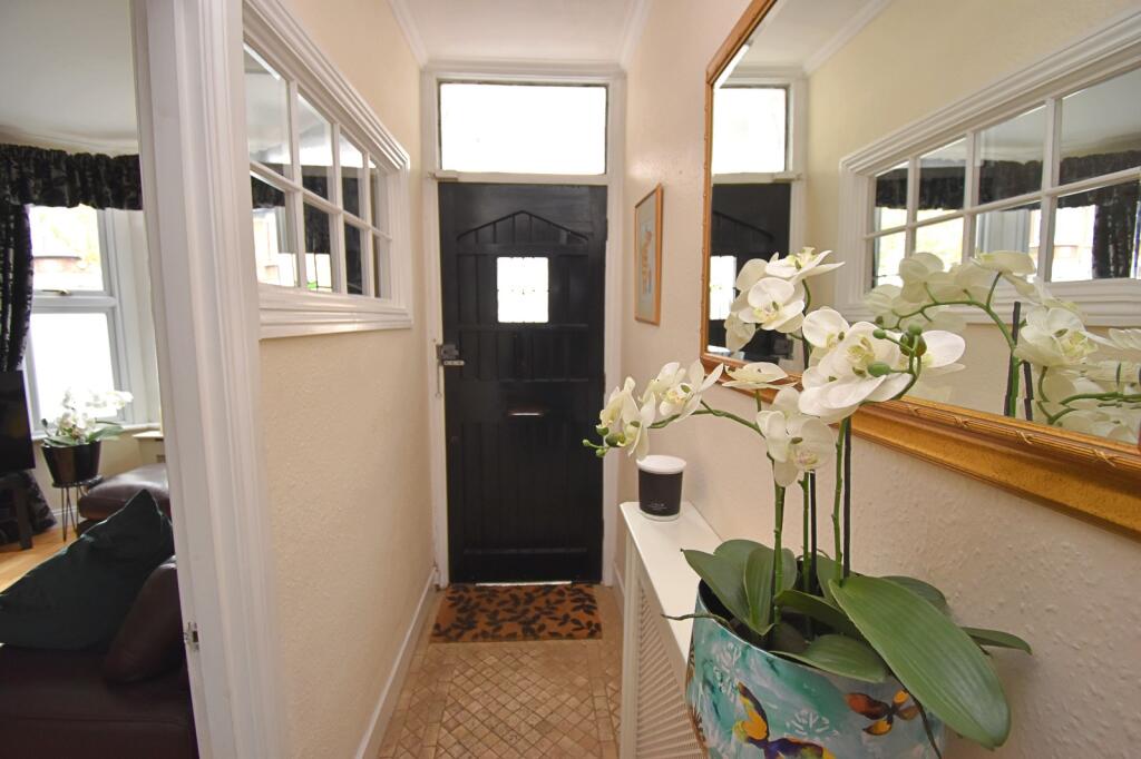 Cavendish Road, Highams Park , Greater London. E4 9NH photo 4