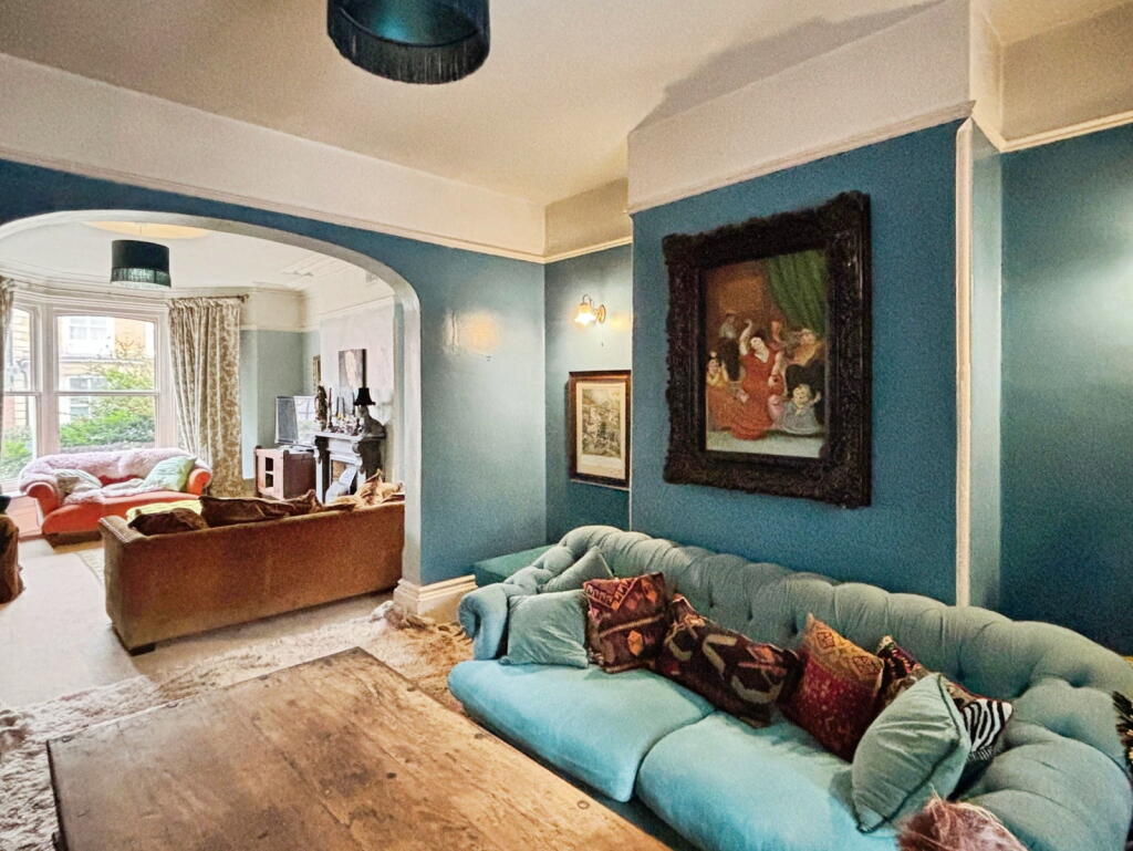 House in Nottingham - View 5