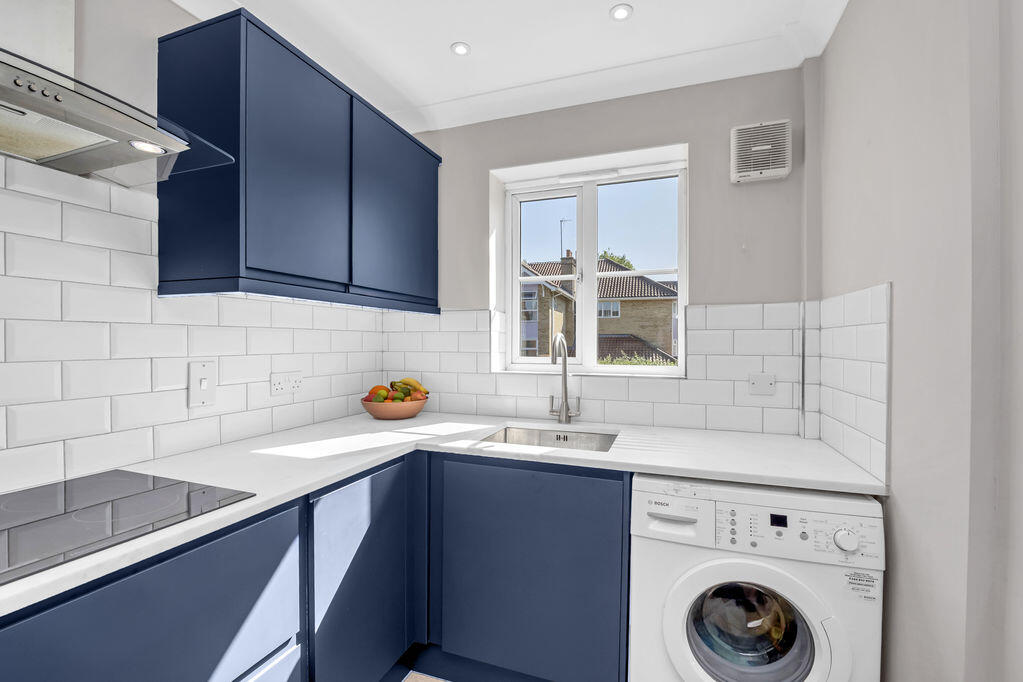 Apartment in West Suffolk, Bury St Edmunds - View 5