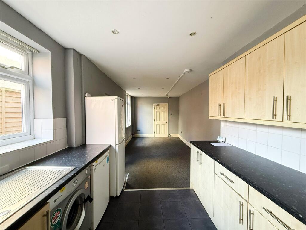 House in Manchester, Greater Manchester - More