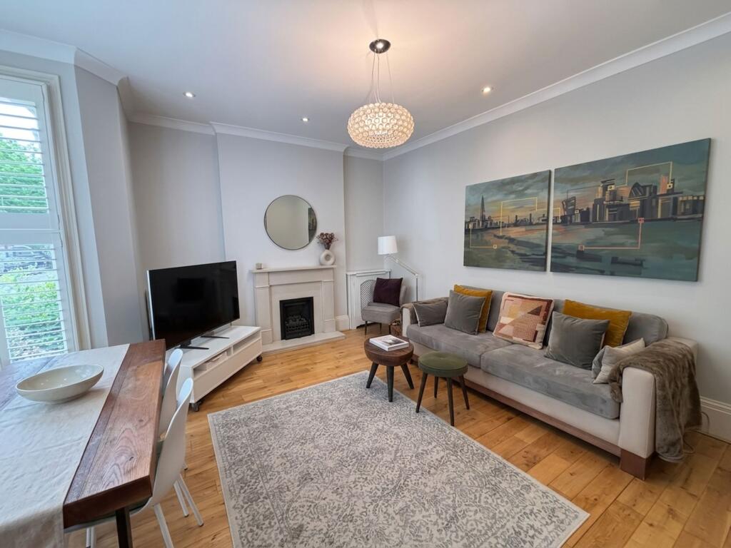 Apartment in London, Shepherd's Bush - View 3