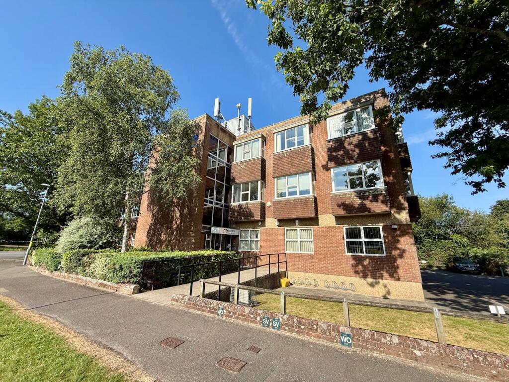 Main image of property: Allenview House, Hanham Road, Wimborne, BH21 1AG