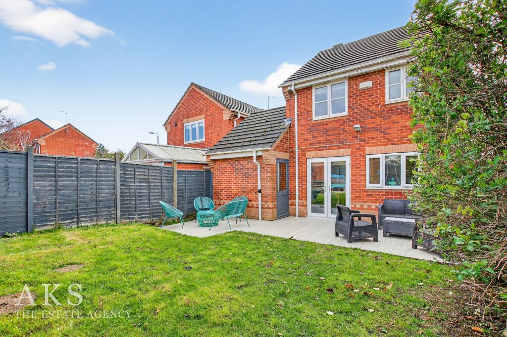 Enfield Close, Hilton, DE65 photo 4