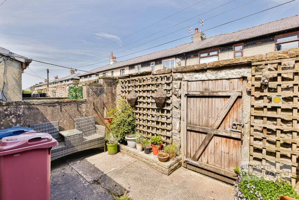 House in Blackburn - View 4