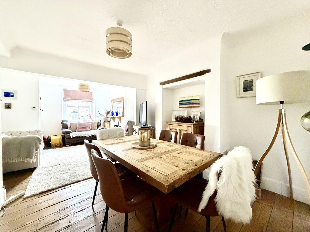 House in Calne, Quemerford - View 4