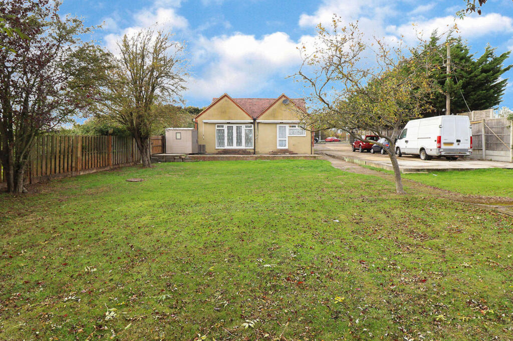 Southend Road, Fobbing, Stanford-le-Hope, Essex, SS17 - View 4